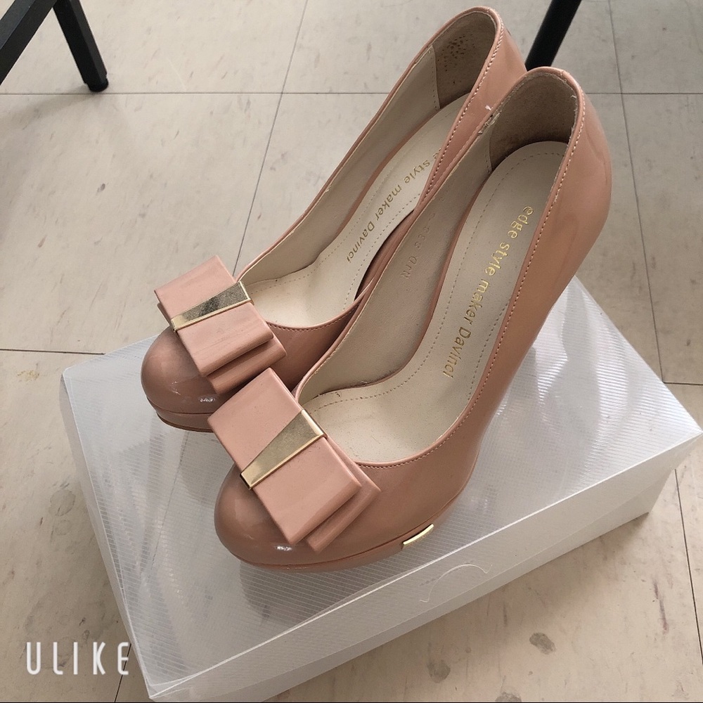 Ferragamo style heels Made in Korea